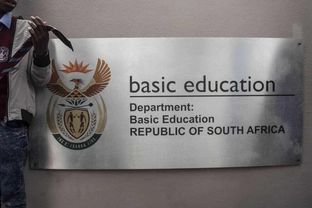 Como se Candidatar às Vagas do Department of Education da África do Sul